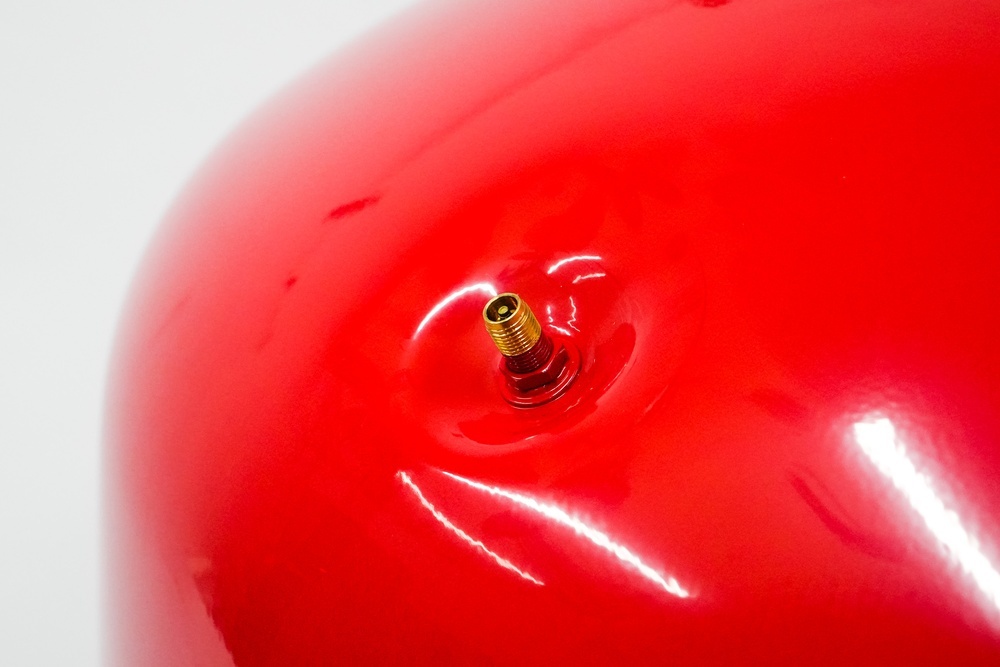 Расширительный бак для отопления Axis WRV 100